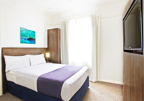Cottesloe Beach Hotel - Tourism Hervey Bay 25