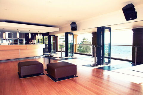 Cottesloe Beach Hotel - Tourism Hervey Bay 12