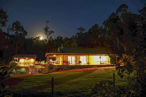 Nannup Bush Retreat - Tourism Hervey Bay 8