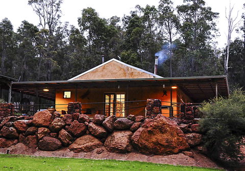 Nannup Bush Retreat - Tourism Hervey Bay 14
