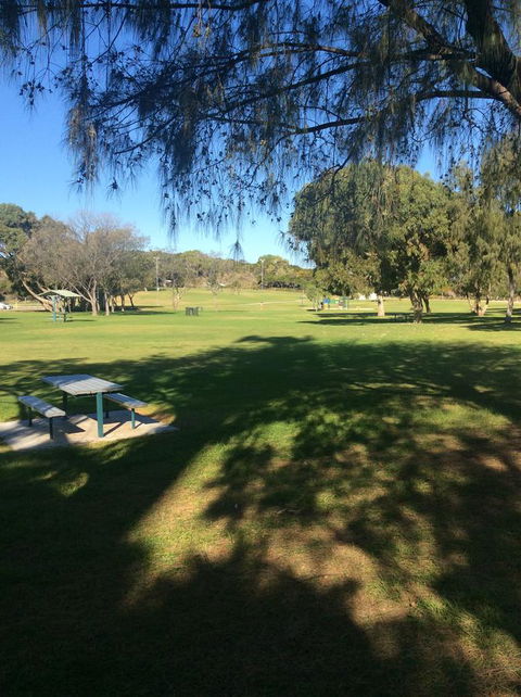 Crossland House - Hervey Bay Accommodation 2