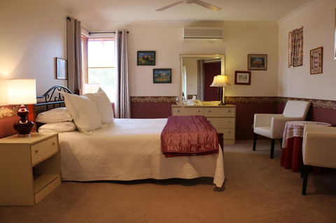 Crossland House - Hervey Bay Accommodation 16
