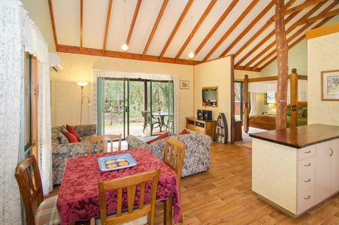 Yelverton Brook Conservation Sanctuary - Tourism Hervey Bay 32