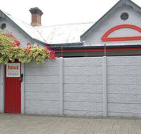 Haus Accommodation - Tourism Hervey Bay