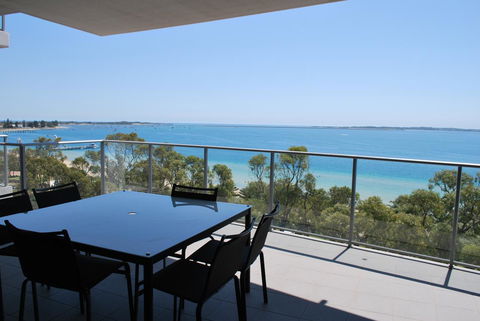 Nautilus By Rockingham Apartments - Hervey Bay Accommodation 21