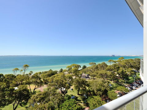 Nautilus By Rockingham Apartments - Hervey Bay Accommodation 0