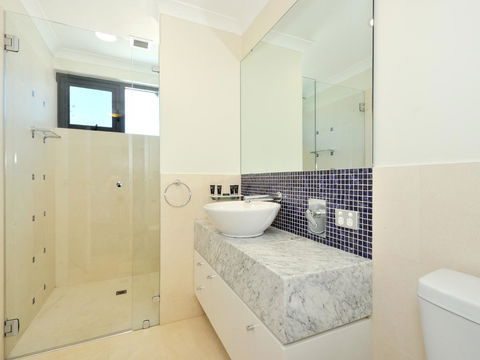 Nautilus By Rockingham Apartments - Hervey Bay Accommodation 11