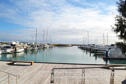 North Coogee Beach House - Tourism Hervey Bay 25