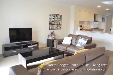 North Coogee Beach House - Tourism Hervey Bay 15