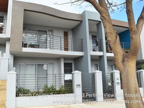 North Coogee Beach House - Tourism Hervey Bay 0