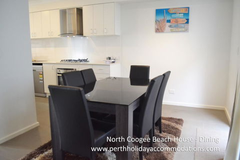 North Coogee Beach House - Tourism Hervey Bay 19