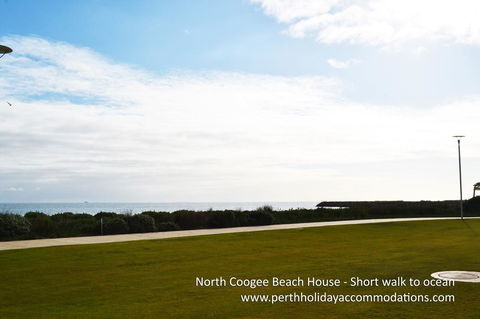 North Coogee Beach House - Tourism Hervey Bay 9