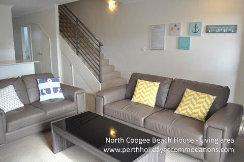 North Coogee Beach House - Tourism Hervey Bay 16