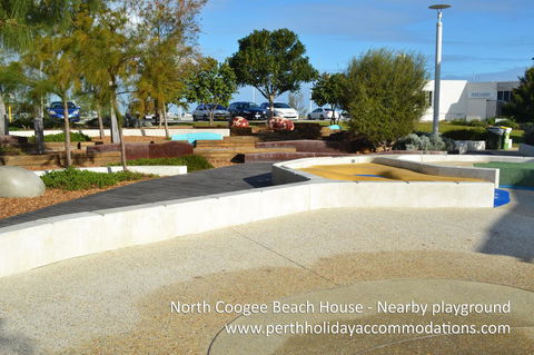 North Coogee Beach House - Tourism Hervey Bay 23