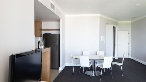Mullaloo Beach Hotels & Apartments - Hervey Bay Accommodation 3