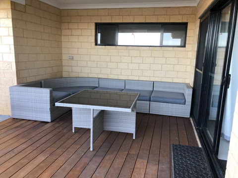 The Shak Kalbarri - Tourism Hervey Bay 1