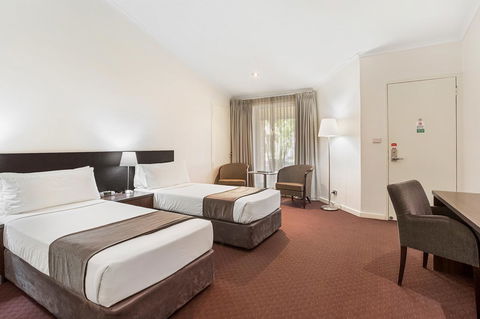 Karratha International Hotel - Hervey Bay Accommodation 4