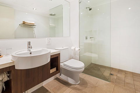 Karratha International Hotel - Hervey Bay Accommodation 10