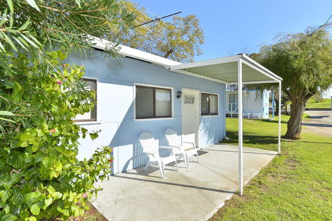 Mandurah Coastal Holiday Park - Hervey Bay Accommodation 1