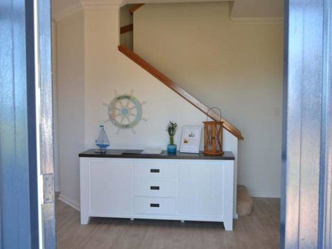 Caravel Beach House Mandurah - Hervey Bay Accommodation 23