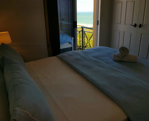 Caravel Beach House Mandurah - Hervey Bay Accommodation 14