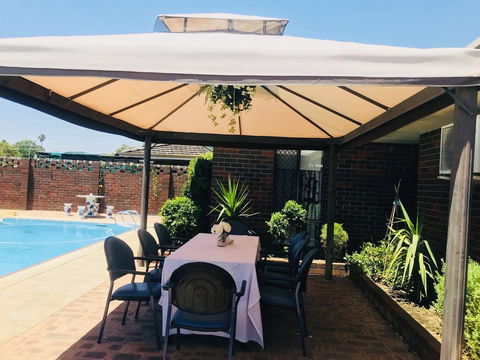 Swan Valley Rest Cottage - Tourism Hervey Bay 1