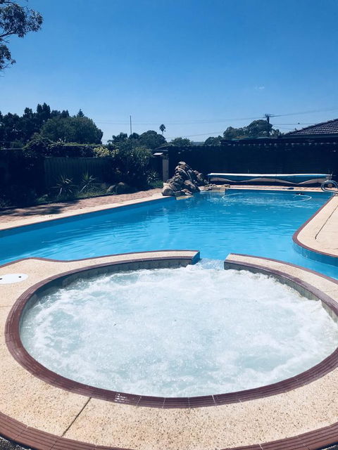 Swan Valley Rest Cottage - Tourism Hervey Bay 18
