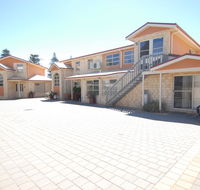 Yot Spot Apartments - Tourism Hervey Bay