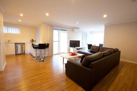 Cape Villas - Hervey Bay Accommodation 20