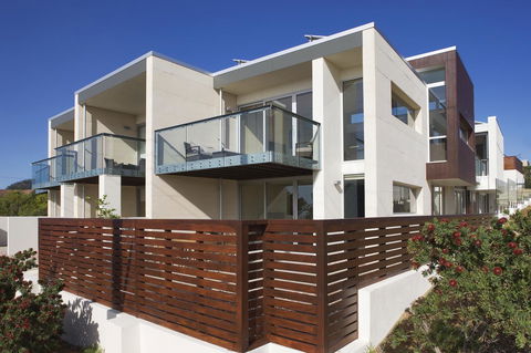 Alouarn Apartments - Hervey Bay Accommodation 6