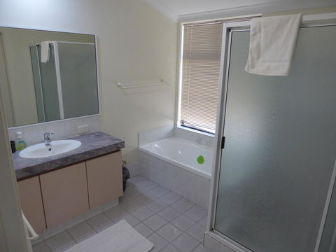 Jennys Retreat - Hervey Bay Accommodation 10