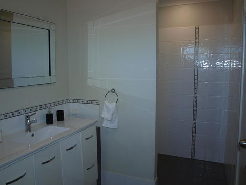 Hamersley Apartment - Tourism Hervey Bay 5
