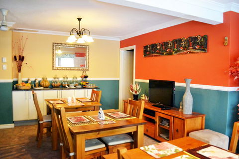 Palms Bed & Breakfast - Tourism Hervey Bay 9