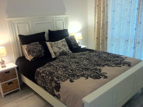 Applegate Lane Chalet - Hervey Bay Accommodation 9