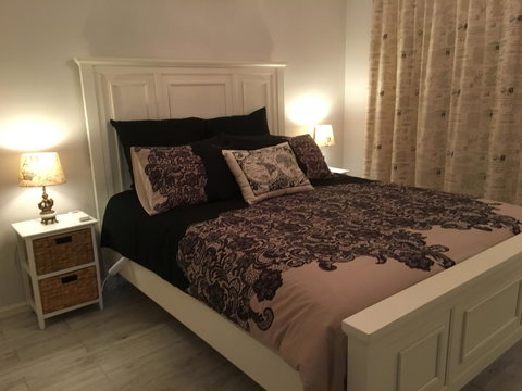 Applegate Lane Chalet - Hervey Bay Accommodation 8