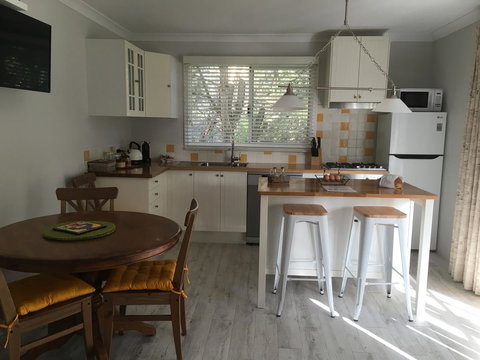 Applegate Lane Chalet - Hervey Bay Accommodation 12