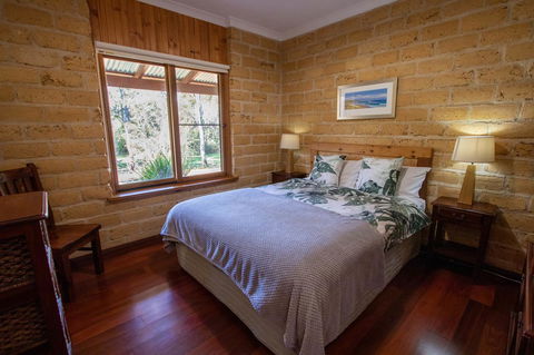 Denmark Forest Retreat - Hervey Bay Accommodation 36