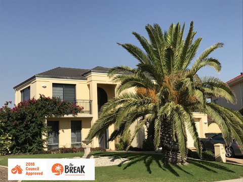 Le Boulevard - Hervey Bay Accommodation 0