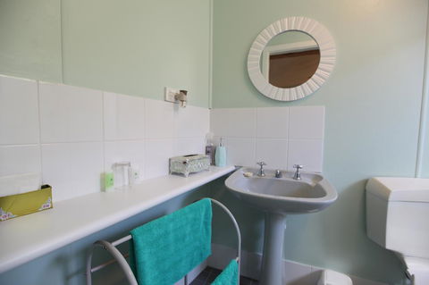 Jacaranda Guest House - Hervey Bay Accommodation 9