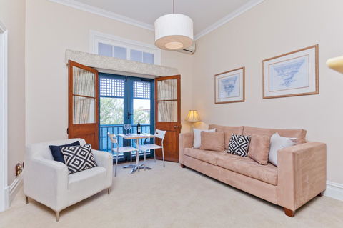 Apartment Faro - Hervey Bay Accommodation 3