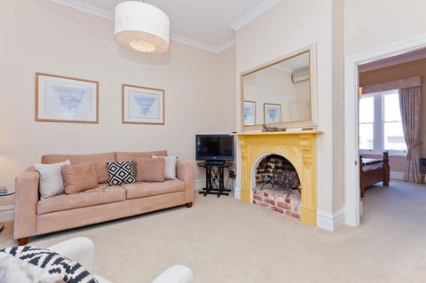 Apartment Faro - Hervey Bay Accommodation 2