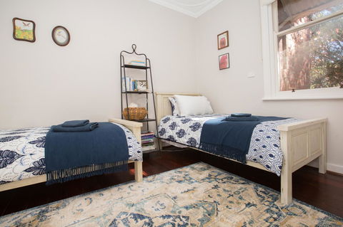 Historic Oakhill House Entire Estate - Hervey Bay Accommodation 10