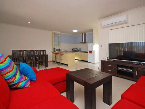Seas The Day - Jurien Bay - Hervey Bay Accommodation 25