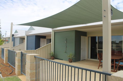 Seas The Day - Jurien Bay - Hervey Bay Accommodation 14