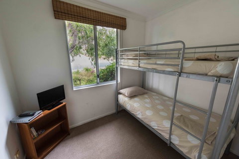 Peppy Beach Ocean Views - Hervey Bay Accommodation 13