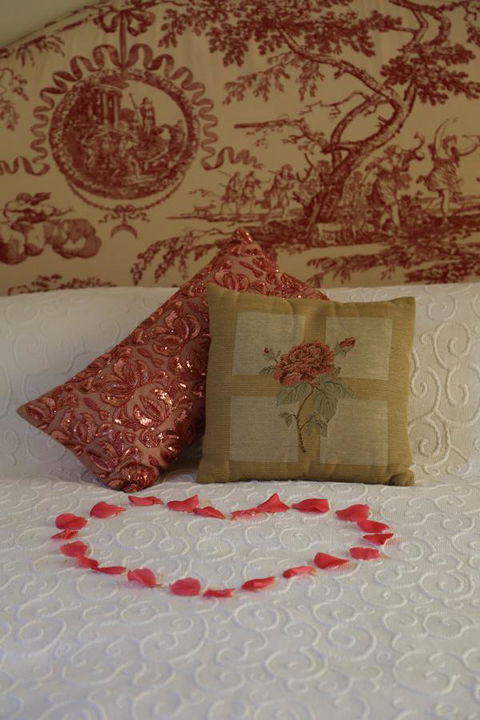 Two Sisters Chalets - Hervey Bay Accommodation 21