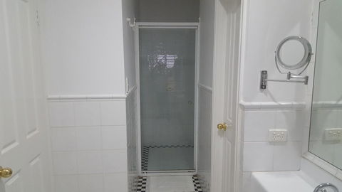 Two Sisters Chalets - Hervey Bay Accommodation 5