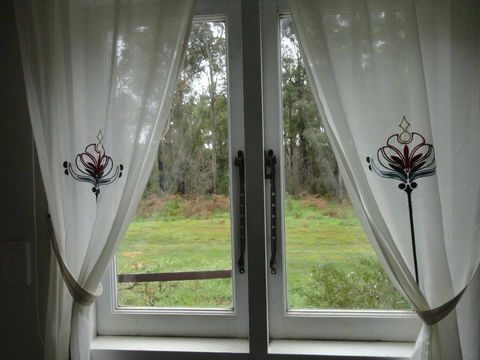Di's Cabin In Dwellingup - Hervey Bay Accommodation 22