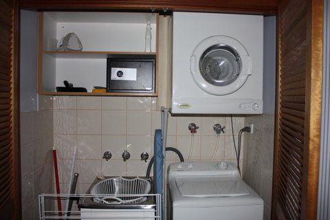 Apartments At Blue Seas Resort - Hervey Bay Accommodation 9