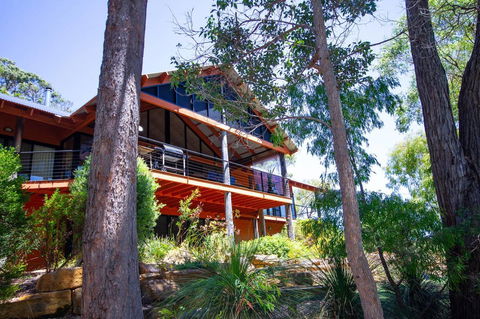 Arum - Close To The Margaret River - Tourism Hervey Bay 4
